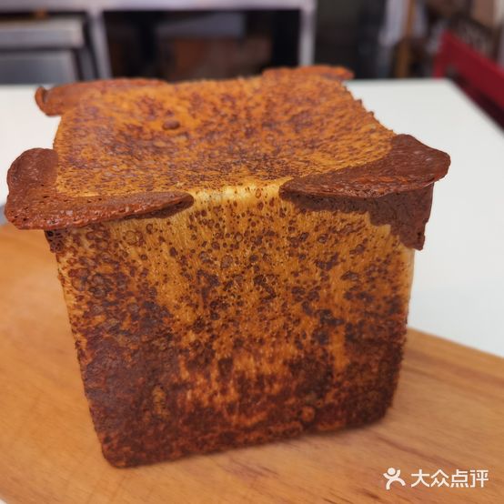 蕾瓦纳甜品店