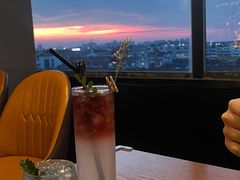 -顽啤熊·酒客酒馆(苏城夜景必选店)