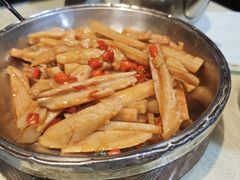 -昱龙大盆牛蛙馆(三兴街总店)