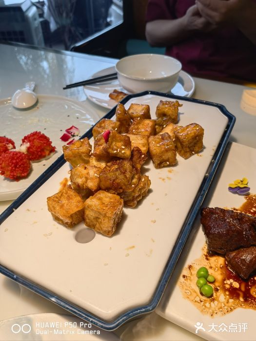 柳莺湖上·湖景餐厅·江南菜(西湖店)网红茄子图片