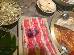 -龍歌自助小火锅(市南金茂湾店)