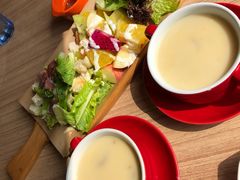 鸡茸蘑菇汤-必胜客(花舞大唐博物馆店)