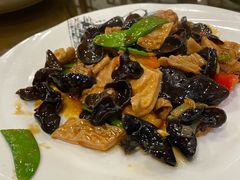 功夫肥肠-燕风楼烤鸭店(建设总店)