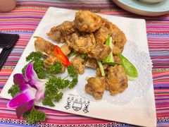 -香巴拉云南餐厅(华莱坞店)