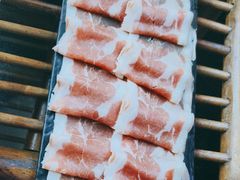 -老牌坊云南鱼豆花火锅(哈西万达店)
