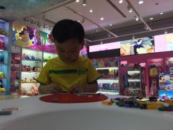 -玩具反斗城(正大广场店)