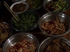 -矮子粉店1985·长沙米粉(湘春路店)