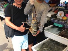 -拉威海鲜市场