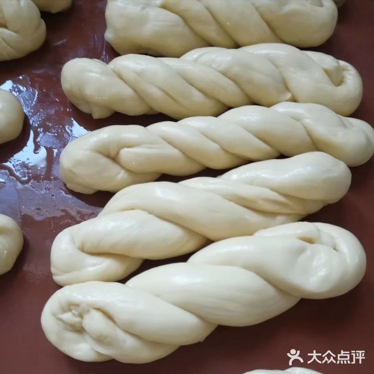 外酥里嫩蜂蜜大麻花