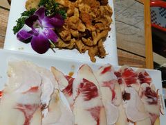 -犇一鲜老重庆火锅(华威大厦店)