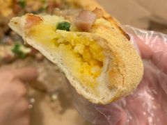咸蛋黄卷边-达美乐比萨(商城路店)
