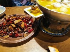 -隔壁老王·家常云南菜(花巷店)