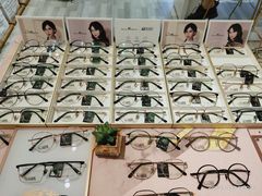 -肆兮眼镜·蔡司·徕卡战略合作店(大坪店)