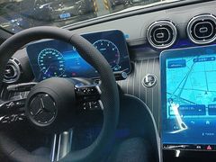 -上海星瀚奔驰4S店(红柳路店)