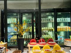 -浅深(世茂滨江精品店)
