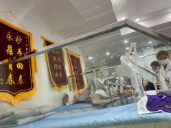 -蕾特恩专业祛痘皮肤管理
