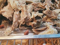 -金鼎雪山牦牛杂火锅(理县总店)