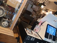 -熊猫一间店欧式奶茶铺