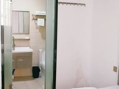 -鑫雅居公寓(广州南站地铁站店)