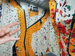 -问山MountQuest攀岩馆