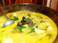 -陈大锅·岳阳鱼馆·地道岳阳菜(美食街店)