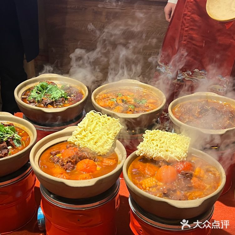 范翔我真是开到哪吃到哪 任何新店都不会错过！