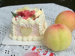 -花花卷卷·鲜食蛋糕(泉屋店)