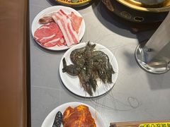 -山焱·炭火自助烤肉(周浦万达店)