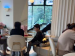 -必胜客(大坪英利店)