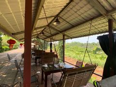 -侯臣咖啡文化村