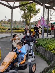 -季高兔窝窝亲子园(上海薰衣草公园店)