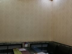 -扒虾小妹儿麻辣海鲜(宏图街店)