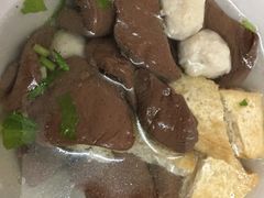 -松树干拌面店