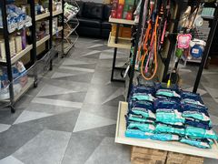 -久久宠物(河东万达店)