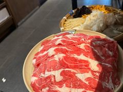 -尚尚仙·酸汤猪手·猪肚鸡火锅(华联万柳购物中心店)