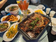 -巴特餐饮6加1音乐餐吧·新疆菜