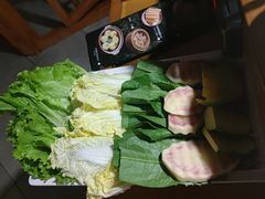 -菌彩云南野生菌火锅(万达广场店)