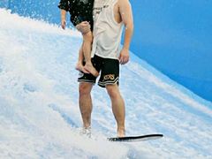 -X-SURFER极浪者室内冲浪俱乐部
