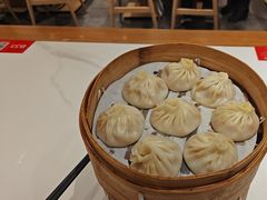 -馋三尺蟹粉小笼(人民广场店)