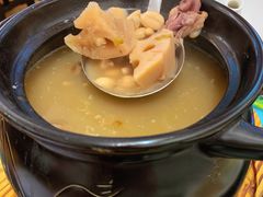 莲藕鸡脚汤（明火例汤）-文记壹心鸡(宝华路店)