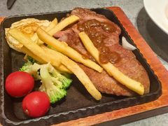 -菲滋意式休闲餐厅(北仑银泰城店)