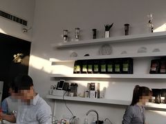 -UNI UNI(环亚凯瑟琳店)