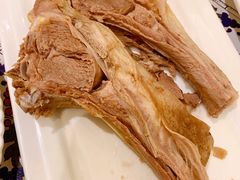 手抓羊排-贯贯吉·清真餐厅(浙江中路店)