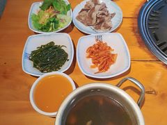 小菜-唯成•韩国炭火烤肉 유성고기