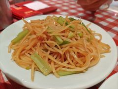 -老郑家东北春饼(龙悦居店)