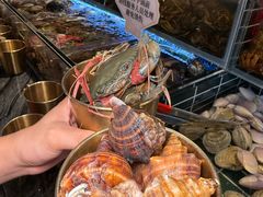 -雍容荟帝王蟹活龙虾展台自助(IFS黑金店)