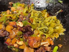 酸菜肥肠-聚鑫朋酸菜肥肠(文艺路口店)