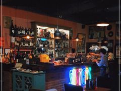 -SISTERS BAR RESTAURANT川意酒馆(嘉善老市H楼店)