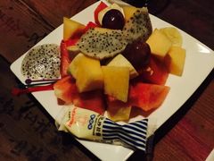 -Helens海伦司(武汉卓刀泉店)