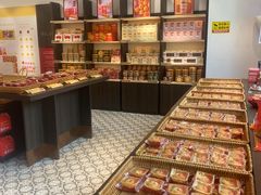 -喜万年年.嫁女饼.顺德特产(华侨城店)